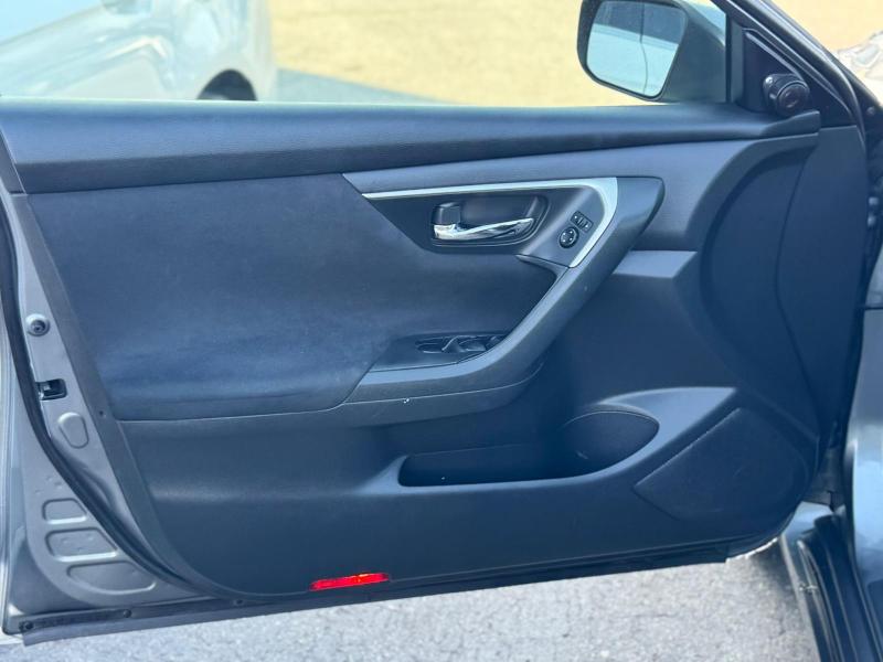 Nissan Altima 2.5 SV 2015