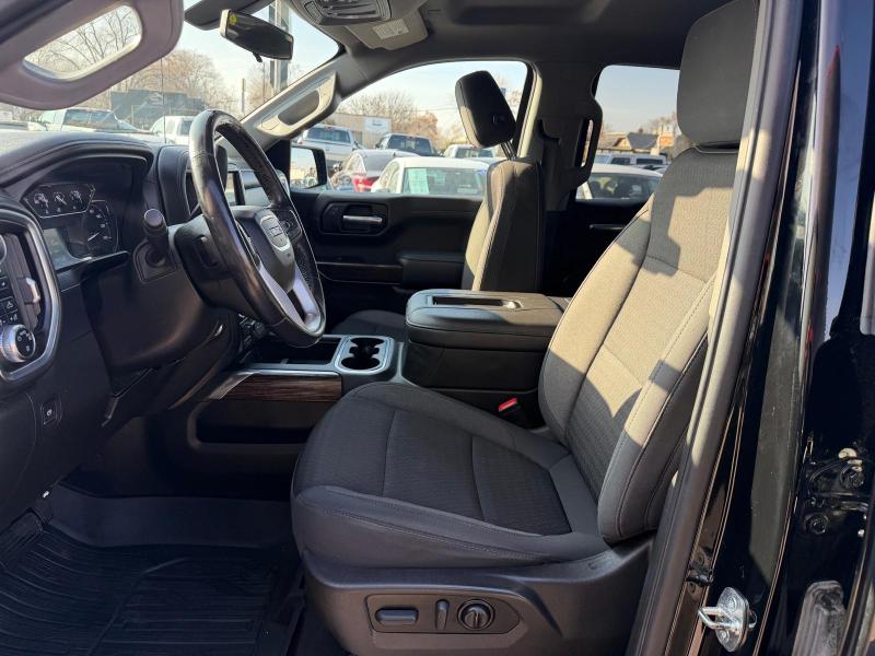 GMC Sierra 1500 Elevation Double Cab 4WD 2021