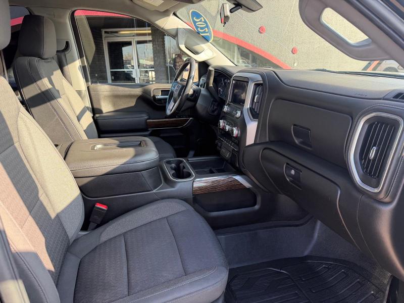 GMC Sierra 1500 Elevation Double Cab 4WD 2021