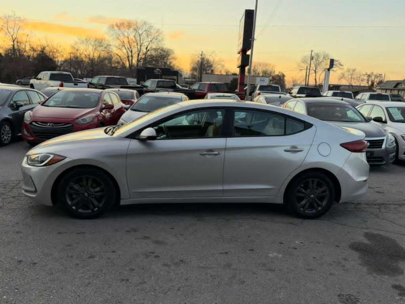 Hyundai Elantra Limited 2018