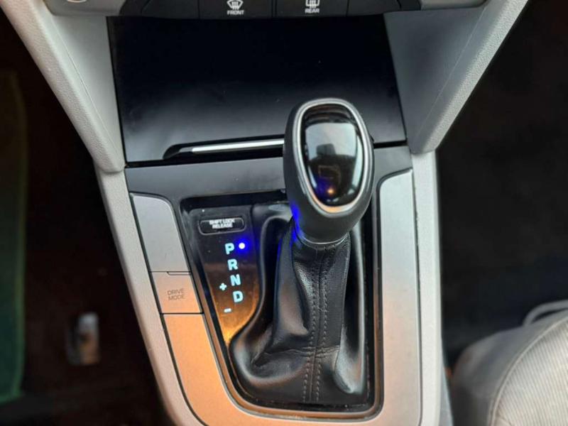 Hyundai Elantra Limited 2018