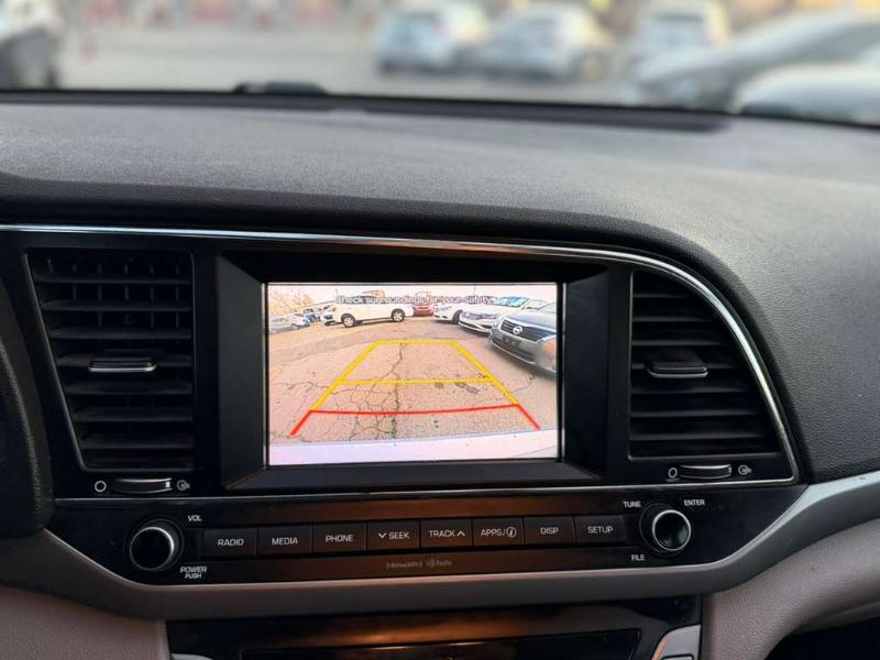 Hyundai Elantra Limited 2018