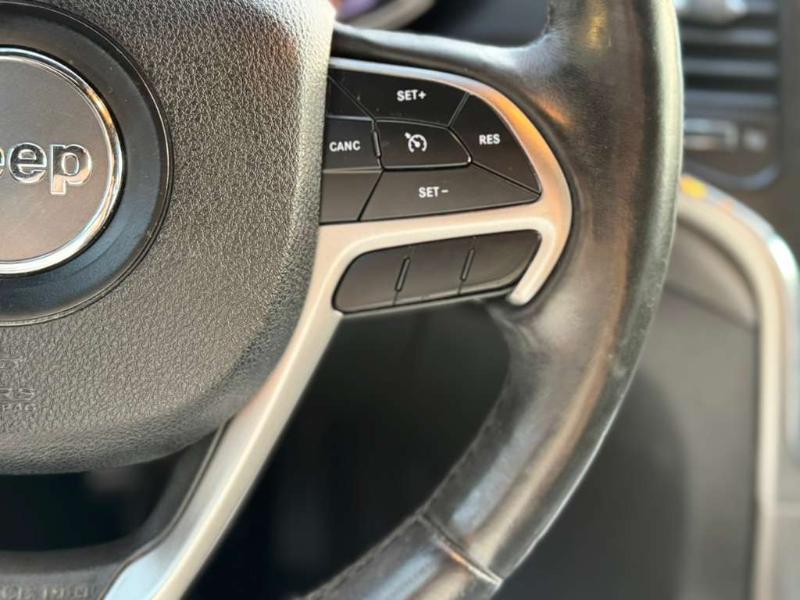 Jeep Grand Cherokee Laredo 4WD 2018