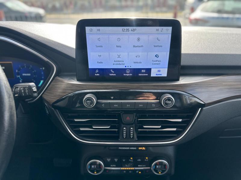 Ford Escape Titanium 4WD 2020