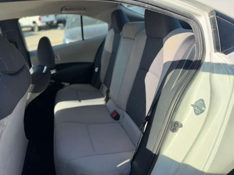 Toyota Corolla LE 2020