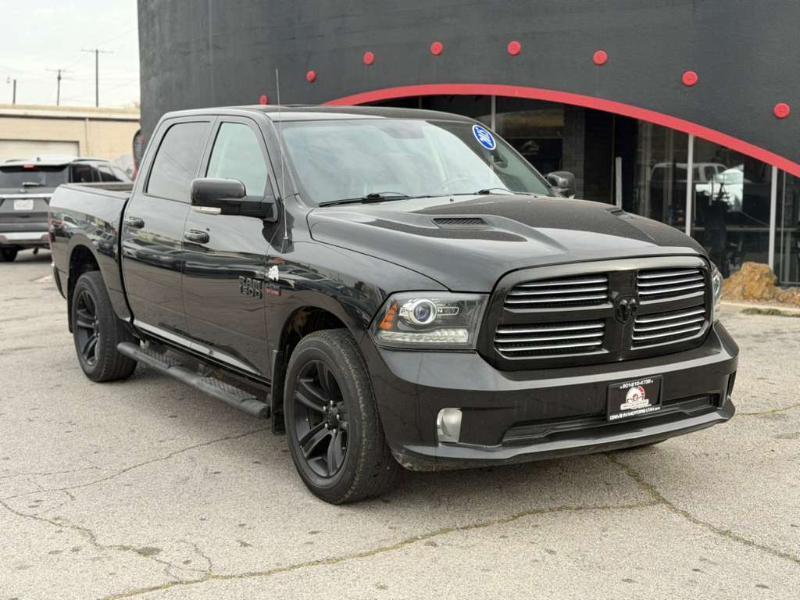RAM 1500 Sport Crew Cab SWB 4WD 2015