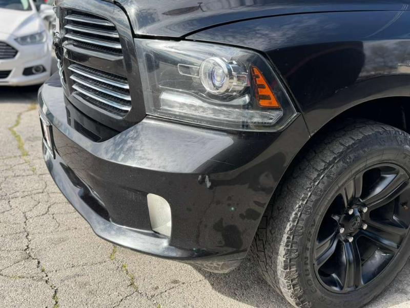 RAM 1500 Sport Crew Cab SWB 4WD 2015