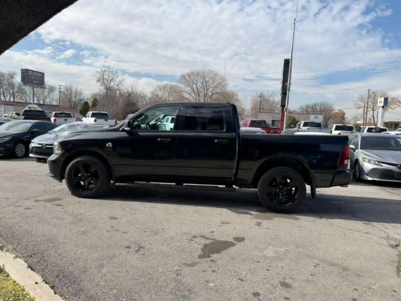 RAM 1500 Sport Crew Cab SWB 4WD 2015