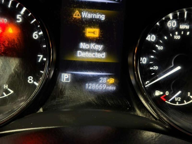 Nissan Rogue Sport S AWD 2017