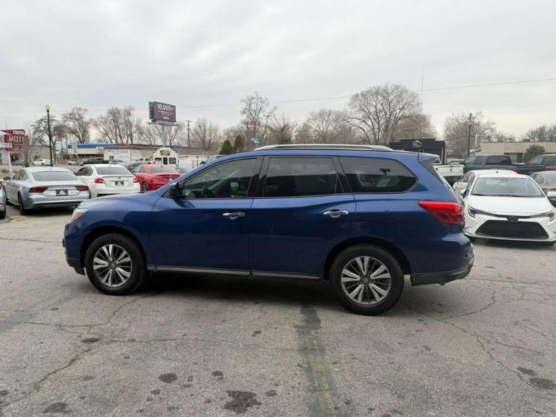 Nissan Pathfinder Platinum 4WD 2018
