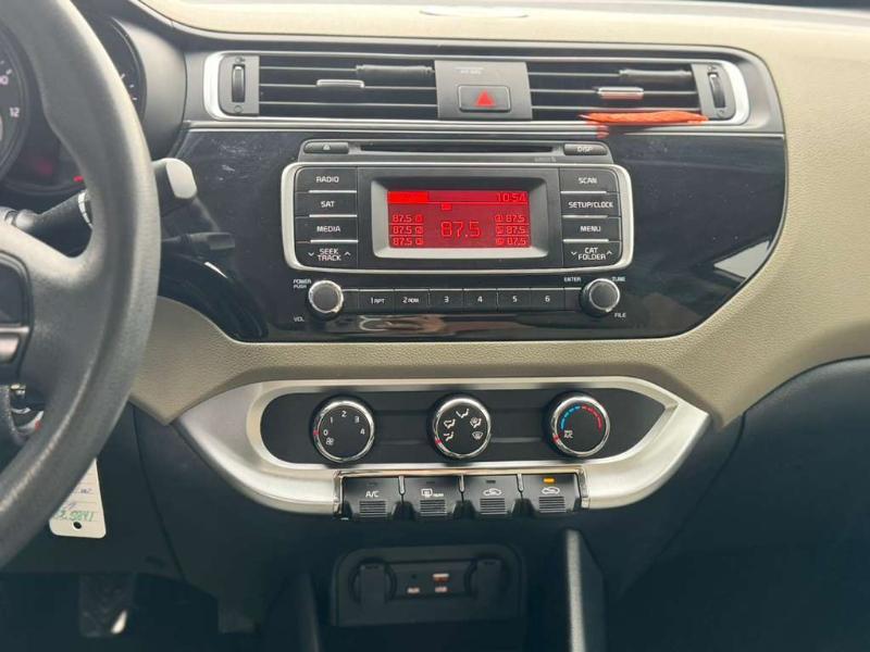 Kia Rio LX 6A 2016
