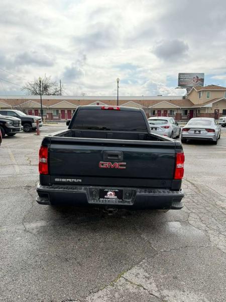 GMC Sierra 1500 Base Double Cab 4WD 2017