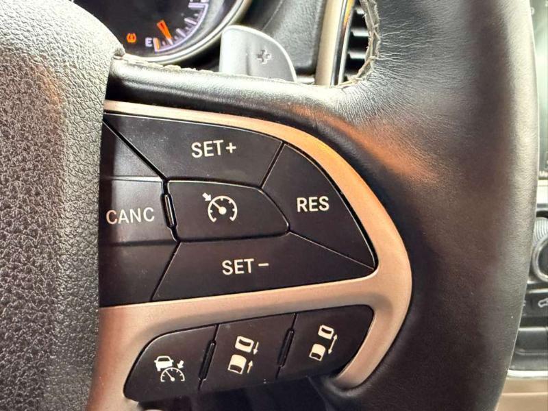 Jeep Grand Cherokee Overland 4WD 2015