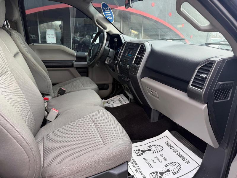 Ford F-150 Lariat SuperCrew 5.5-ft. Bed 4WD 2016