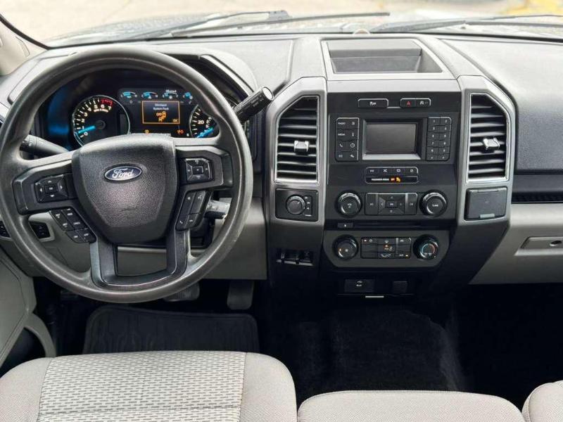 Ford F-150 Lariat SuperCrew 5.5-ft. Bed 4WD 2016