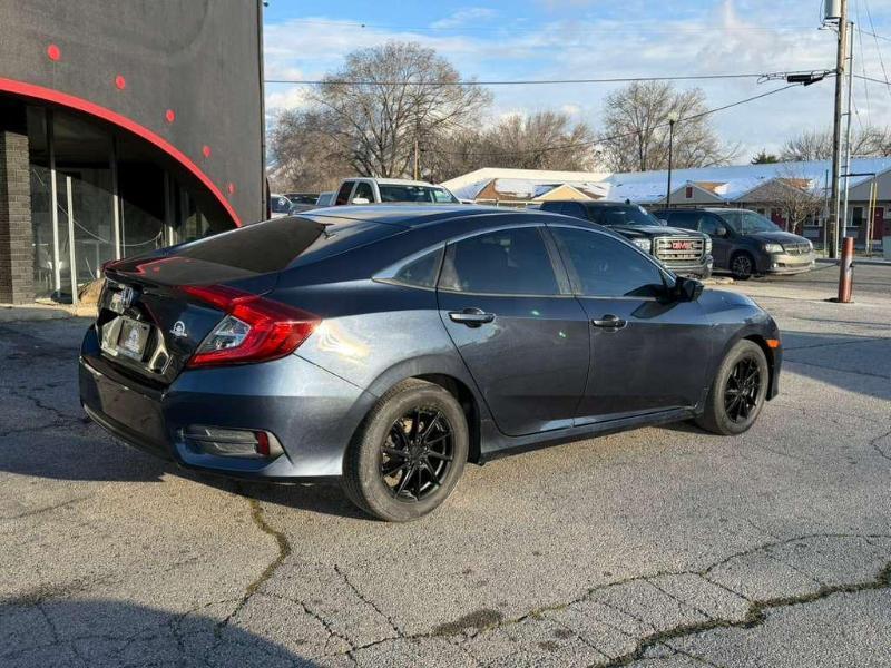 Honda Civic LX Sedan CVT 2017