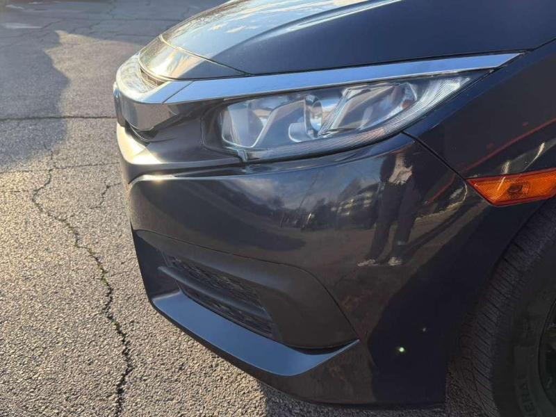 Honda Civic LX Sedan CVT 2017