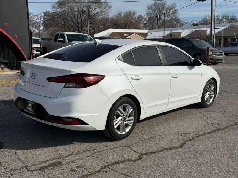 Hyundai Elantra Limited 2020