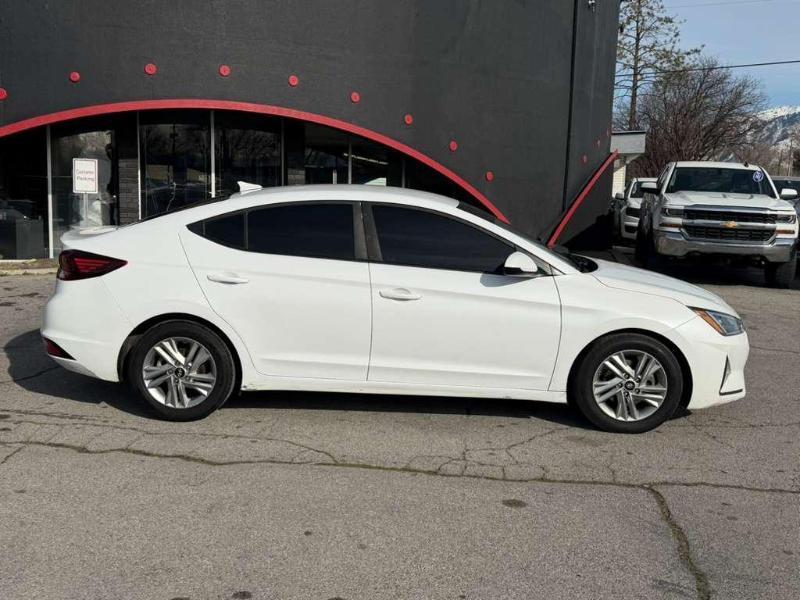 Hyundai Elantra Limited 2020