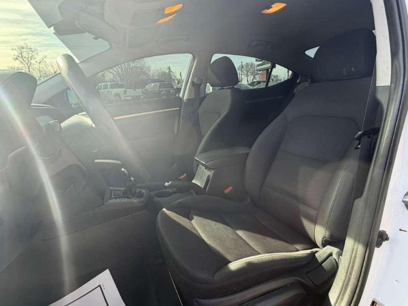 Hyundai Elantra Limited 2020