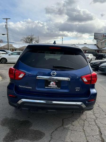 Nissan Pathfinder S 4WD 2019