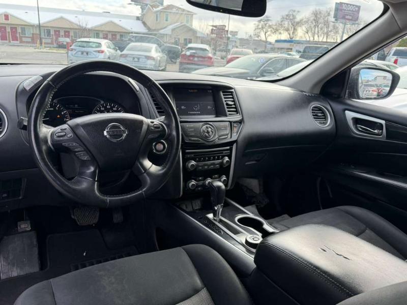 Nissan Pathfinder S 4WD 2019