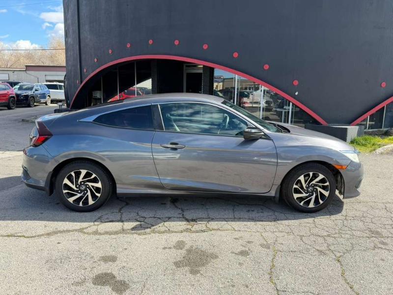 Honda Civic LX Coupe CVT 2018