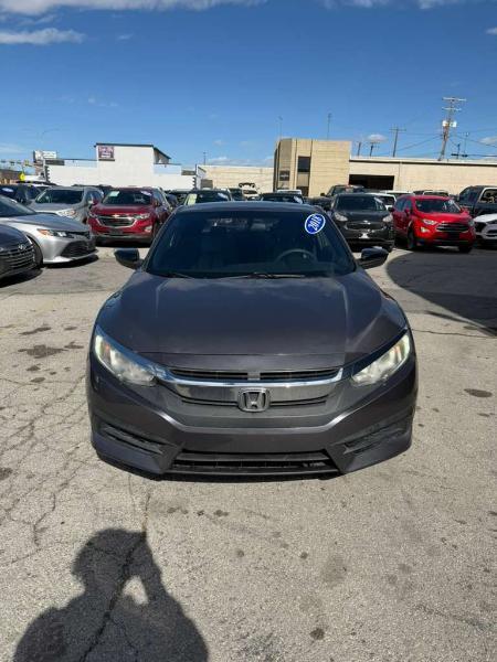 Honda Civic LX Coupe CVT 2018