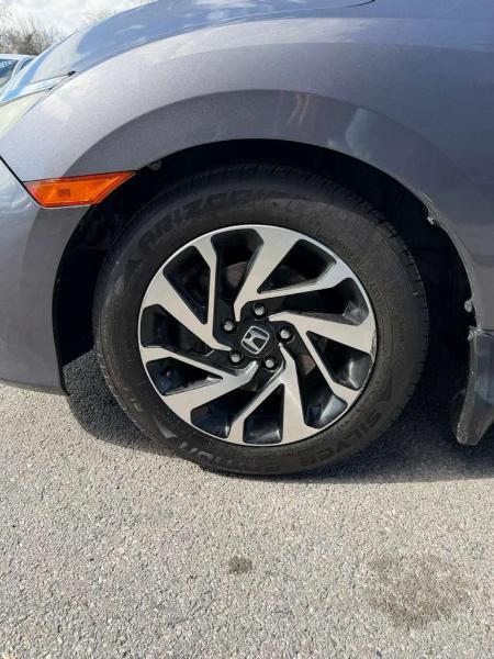 Honda Civic LX Coupe CVT 2018