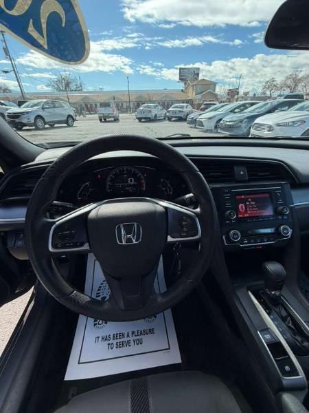 Honda Civic LX Coupe CVT 2018