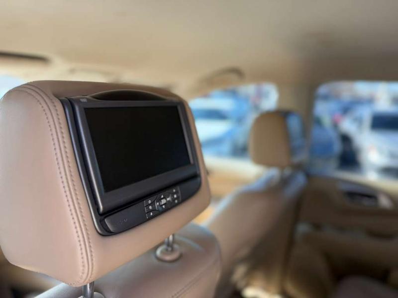 Nissan Pathfinder SV 4WD 2013