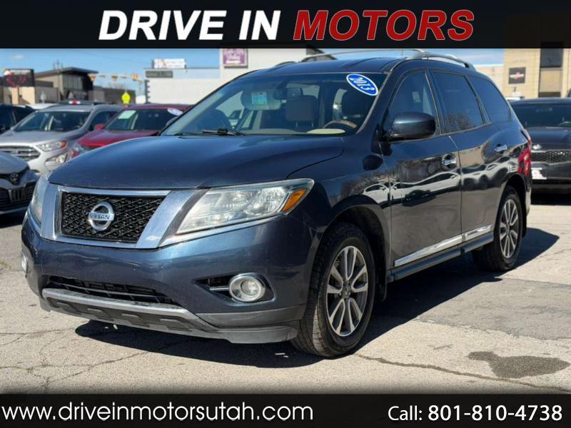 Nissan Pathfinder SV 4WD 2013
