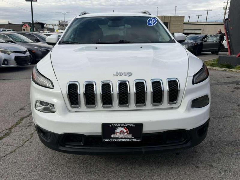 Jeep Cherokee Latitude FWD 2015