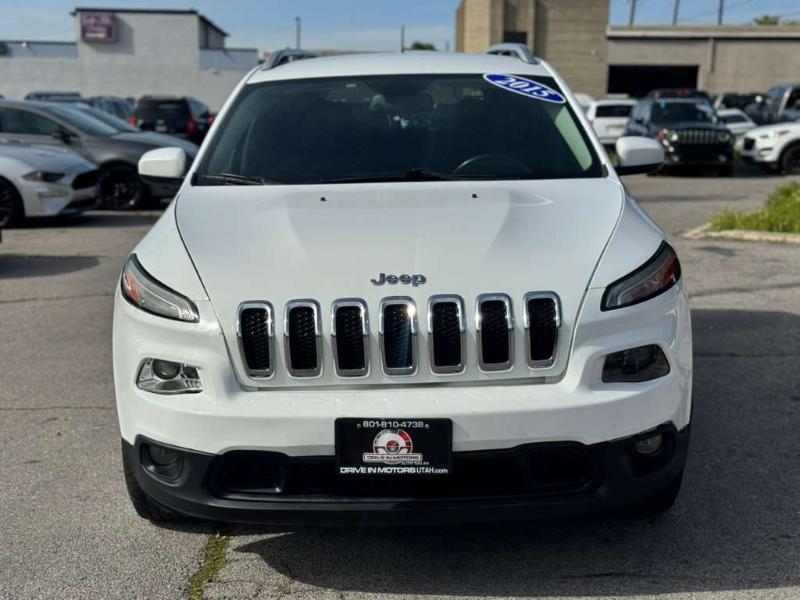 Jeep Cherokee Latitude FWD 2015