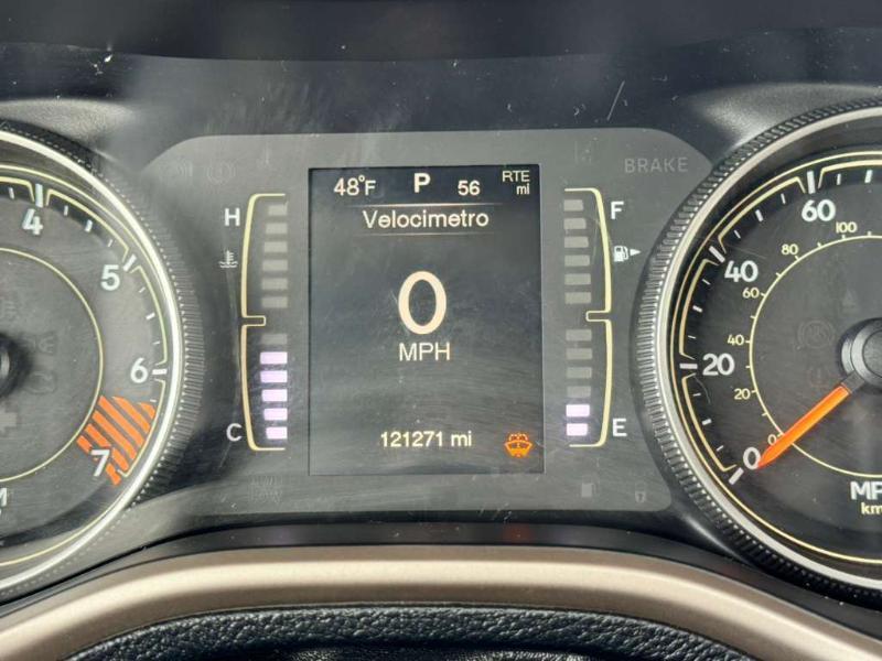 Jeep Cherokee Latitude FWD 2015