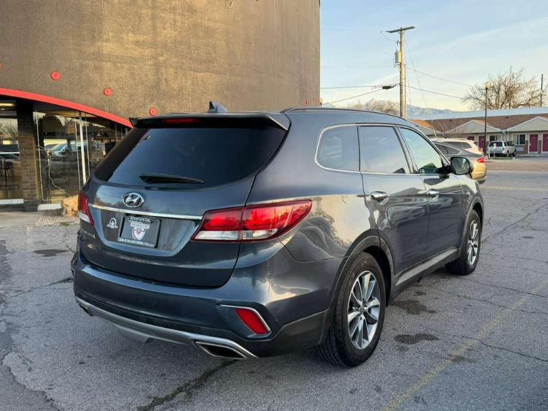 Hyundai Santa Fe SE FWD 2017