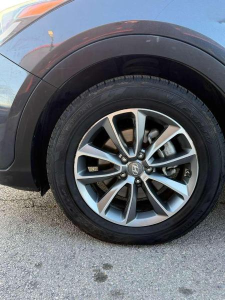 Hyundai Santa Fe SE FWD 2017