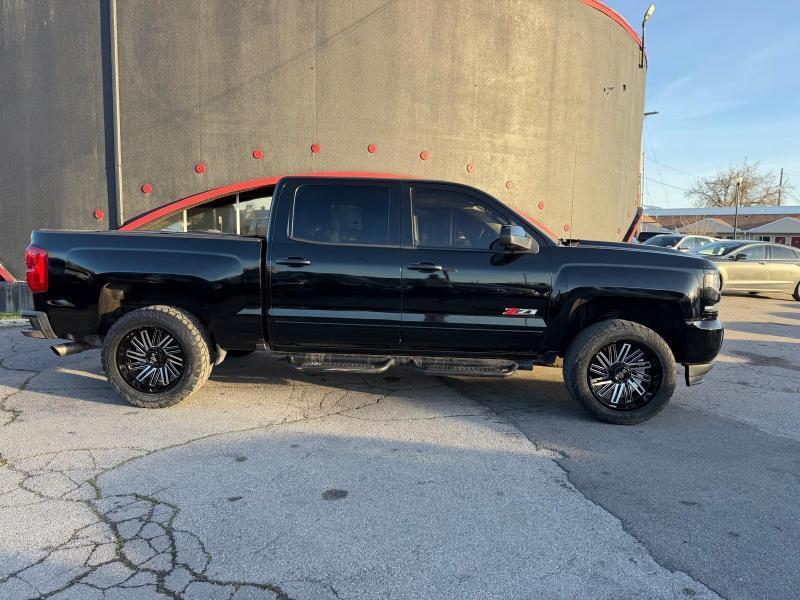 Chevrolet Silverado 1500 LTZ Crew Cab 4WD 2017
