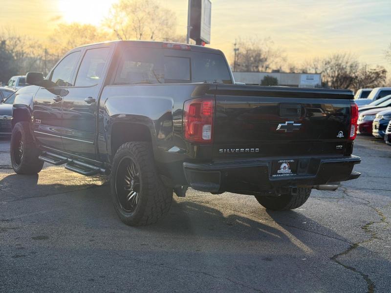 Chevrolet Silverado 1500 LTZ Crew Cab 4WD 2017