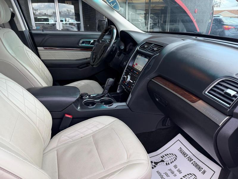 Ford Explorer Platinum AWD 2017