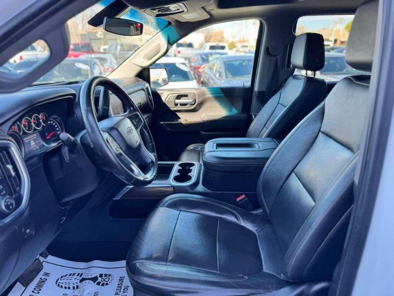 Chevrolet Silverado 1500 RST Crew Cab Long Box 4WD 2020