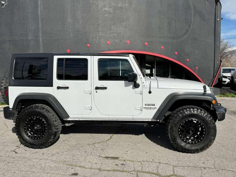 Jeep Wrangler Unlimited Sport 4WD 2017