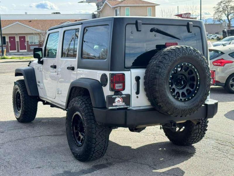 Jeep Wrangler Unlimited Sport 4WD 2017