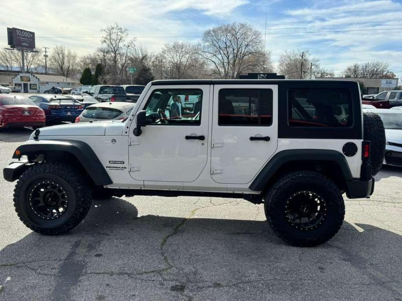 Jeep Wrangler Unlimited Sport 4WD 2017