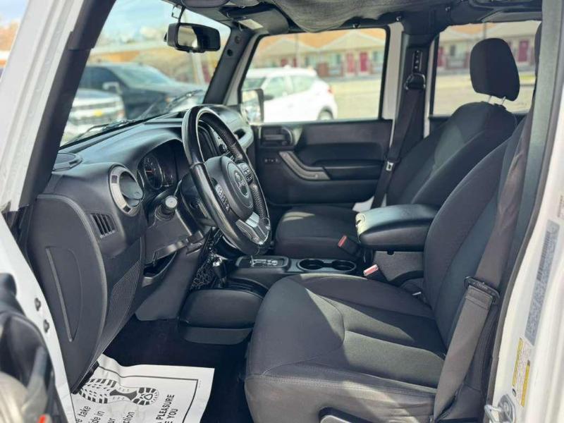 Jeep Wrangler Unlimited Sport 4WD 2017