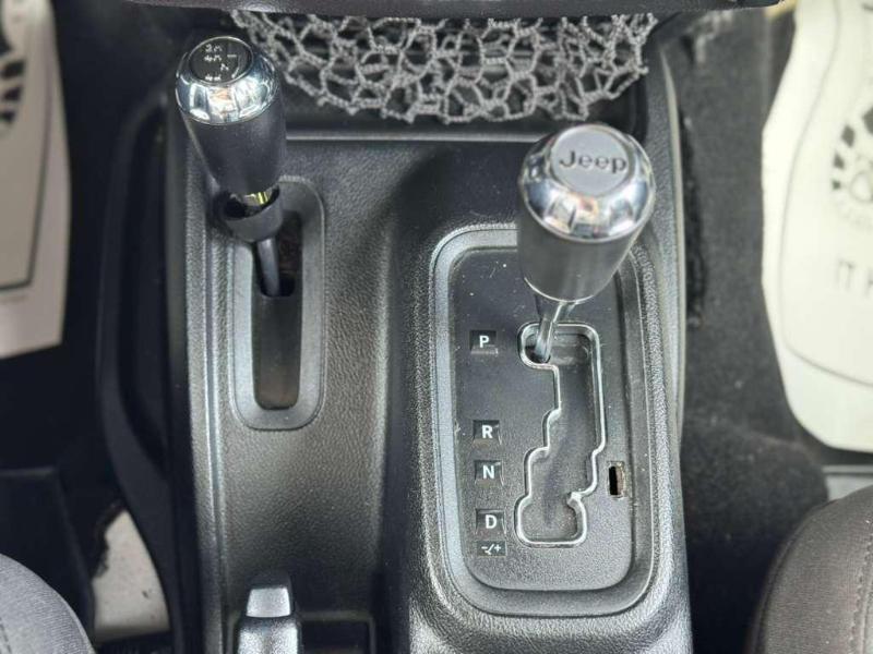 Jeep Wrangler Unlimited Sport 4WD 2017