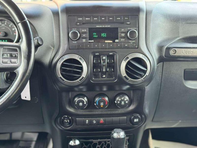 Jeep Wrangler Unlimited Sport 4WD 2017