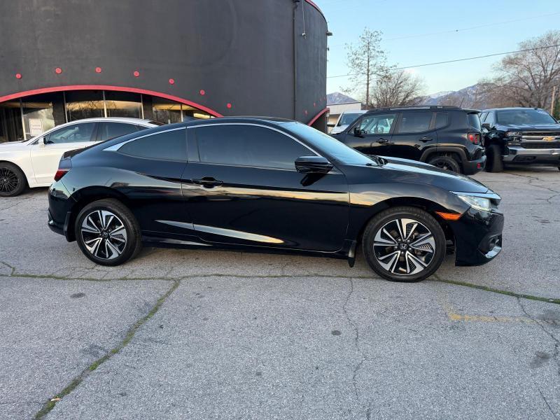 Honda Civic EX-T Coupe CVT 2018