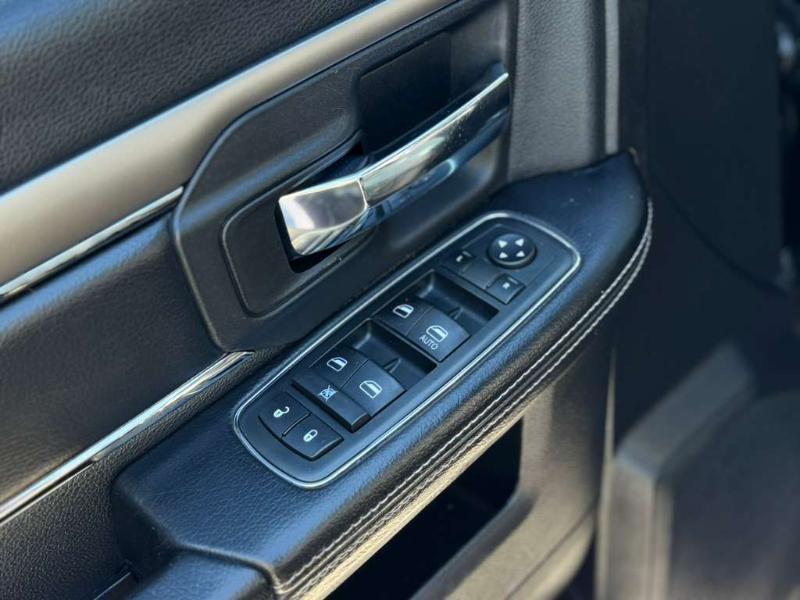 RAM 1500 Sport Crew Cab SWB 4WD 2013