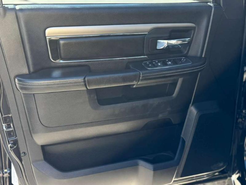 RAM 1500 Sport Crew Cab SWB 4WD 2013